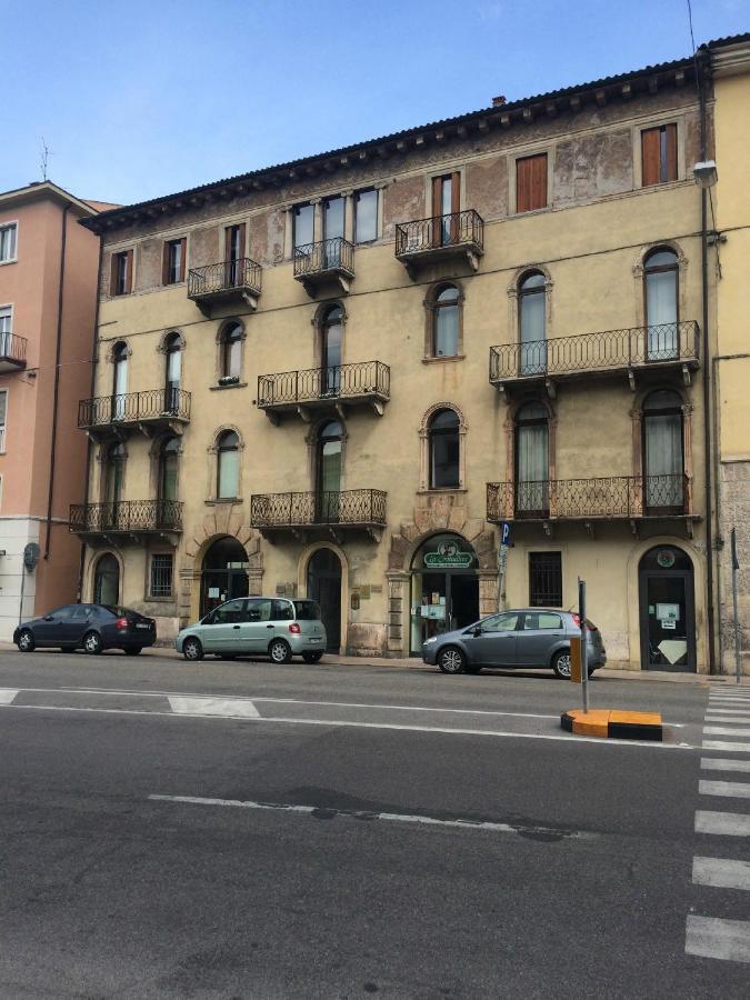 Arena Suite Verona Exterior foto